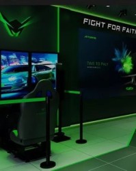  电竞装备全面升级，助力选手突破极限