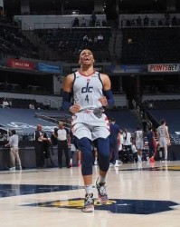  王哲林双二十加冕福建擒下南京同曦