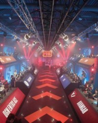  绝地求生全球锦标赛启幕，百支战队争夺千万奖金  