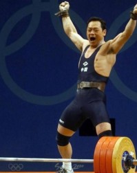  网坛情侣档同场竞技，爱情与事业双丰收