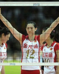  胡尔卡奇波兰骄子，鹿特丹室内赛连胜强敌夺冠