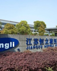  科技赋能训练升级，智能设备助力体能突破