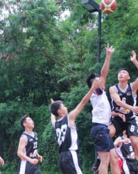  国际篮球友谊赛促进文化交流