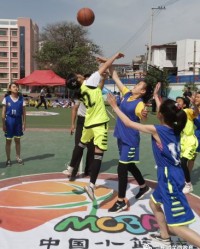  篮球公益行点燃山区孩童梦想