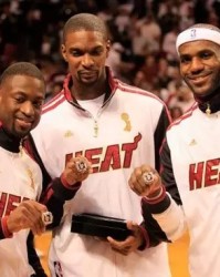  热火全队多点开花战胜公牛队