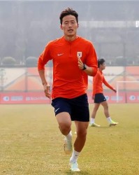  哥伦比亚国家队集训备战美洲杯主力阵容初现端倪