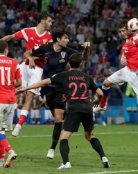  佩古拉稳定发挥，蒙特雷站终结冠军荒