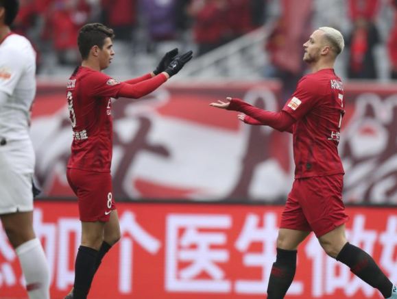  外援双响炮定乾坤，升班马客场奏凯